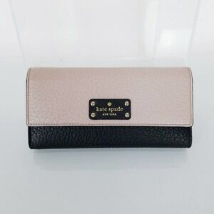 Kate Spade Bay Street Sandra Wallet Almndne/Black Style# WLRU2641